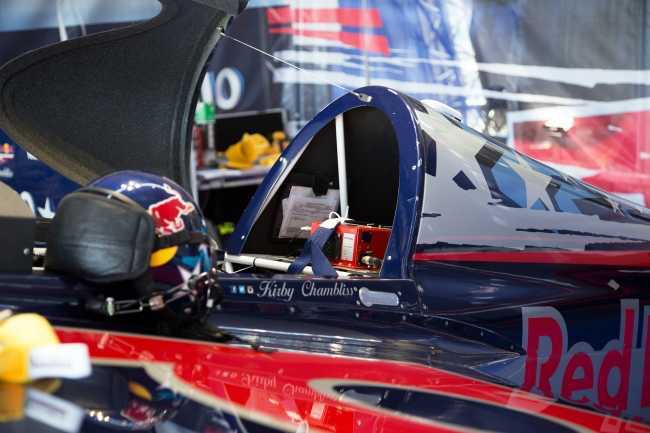 2015 Red Bull Air Races call on Riedel