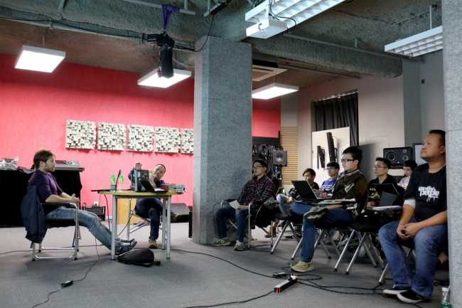 K-array takes training to China