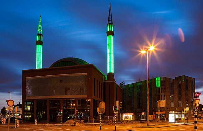 Dutch-Turkish Grand Mosque installs Pan Acoustics
