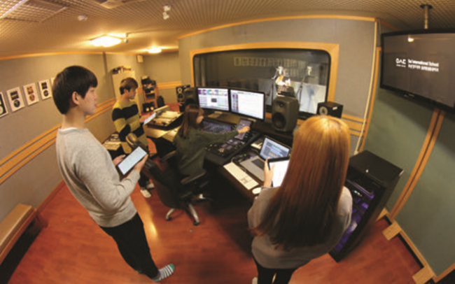 Woosong College renews its curriculum with Pro Tools