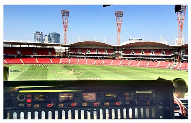 Pdb3 scores with HelixNet at Spotless Stadium