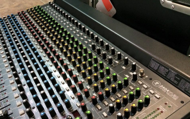Patra Sound opts for Mackie 2404 VLZ4