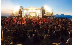 MLA ventures outdoors to hit the beach