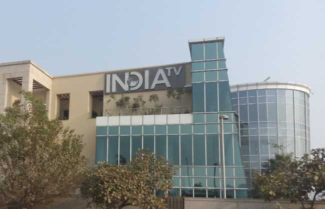India TV goes dLive