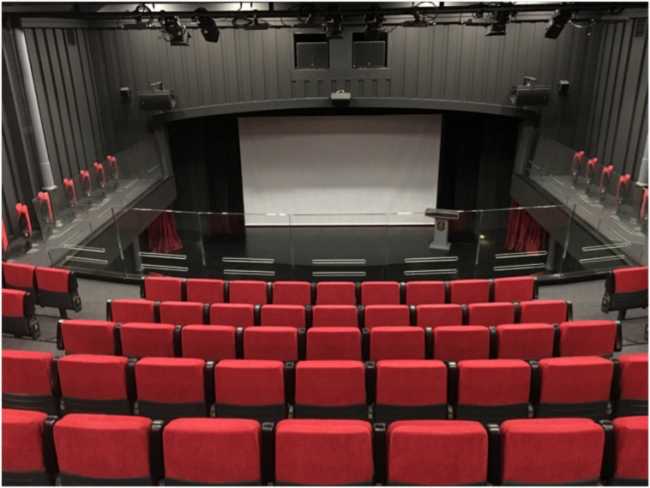 Elit sets the stage at Saint Benoit School