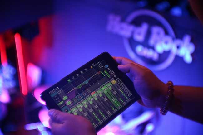 Hard Rock Café Chiang Mai opens for dLive performances