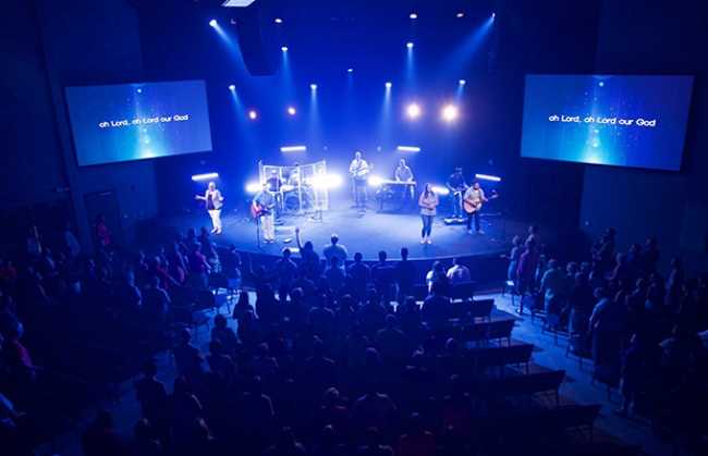 University Christian Church illuminates worshipers with Elation