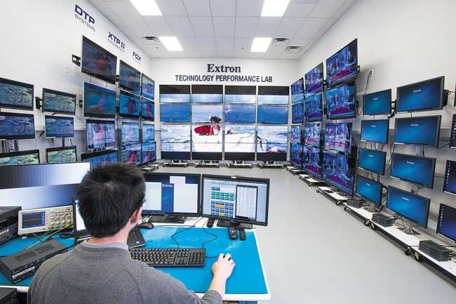 Extron working with LG Business Solutions