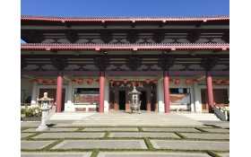 Community converges at Fo Guang Shan